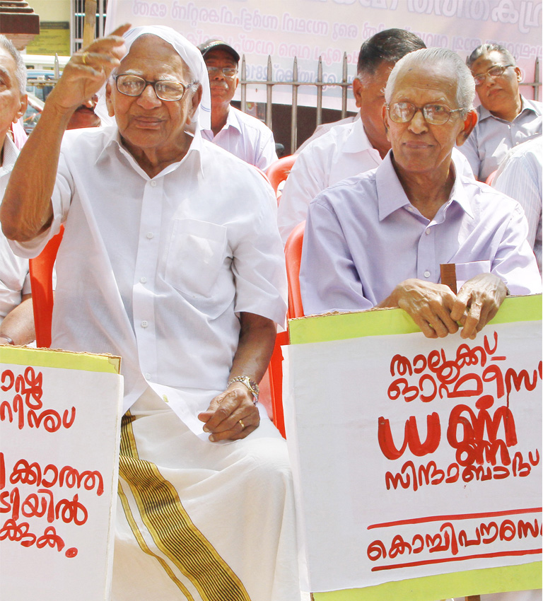 ജസ്റ്റിസ് വി ആർ കൃഷ്ണയ്യരും സാനു മാസ്റ്ററും